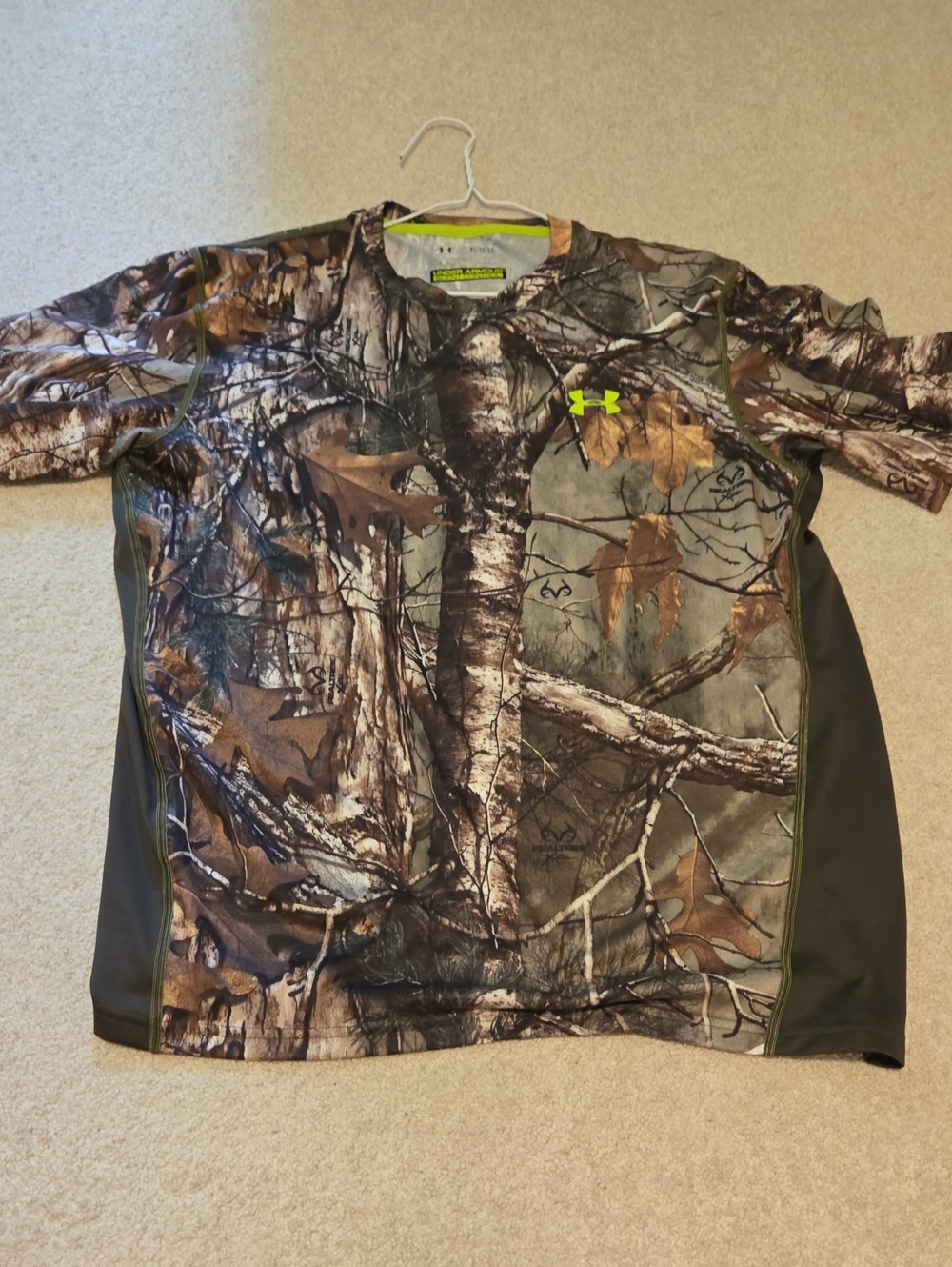 Under Armour Realtree Heat Gear Scent Control Short Sleeve Shirt Men's XL